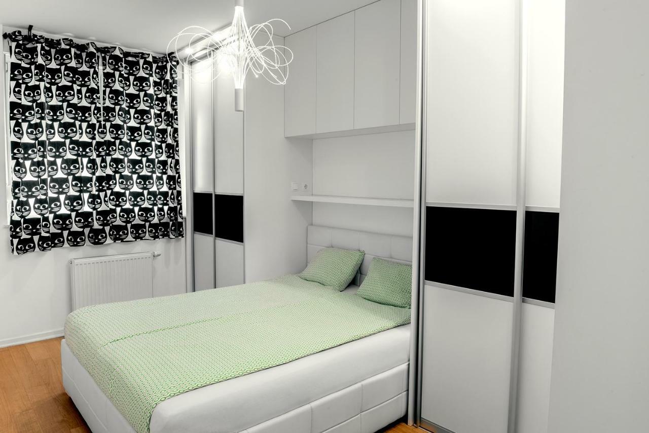 Flexible Selfcheckins 7 - Zagreb - Garage - Electric Vehicle Ccharger - Loggia - New - Luxury - Apartments Repinc 7 Екстериор снимка