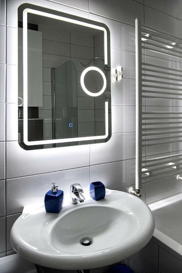 Flexible Selfcheckins 7 - Zagreb - Garage - Electric Vehicle Ccharger - Loggia - New - Luxury - Apartments Repinc 7 Екстериор снимка